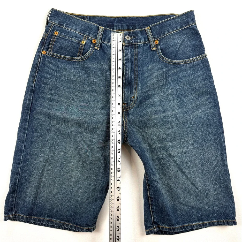 LEVI'S 569 Men's Loose Straight Denim Blue Medium Wash Jean Shorts 32W #1766